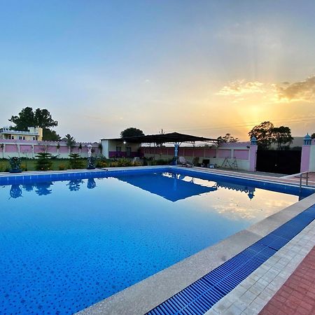 The Kukas Resort Джайпур Екстериор снимка