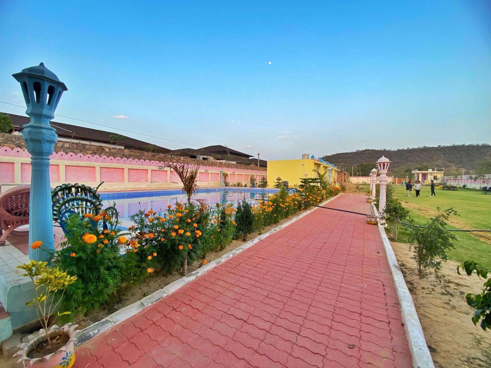 The Kukas Resort Джайпур Екстериор снимка